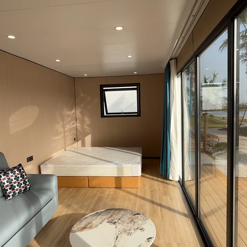 A9 Apple Cabin